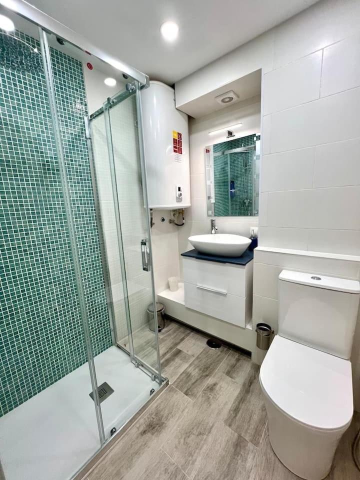 Apartment Three Bedroom In Rivas